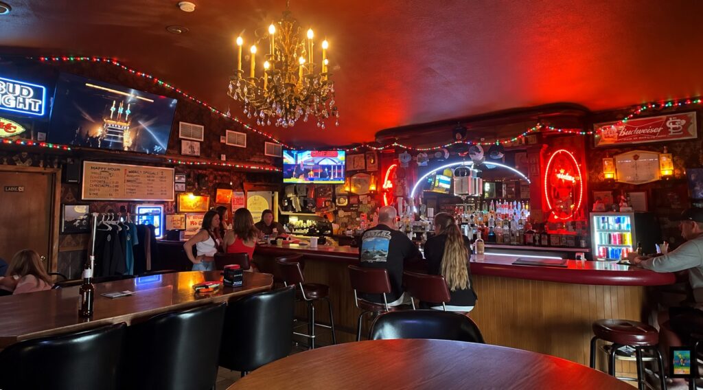 Show Me Dive Bars community