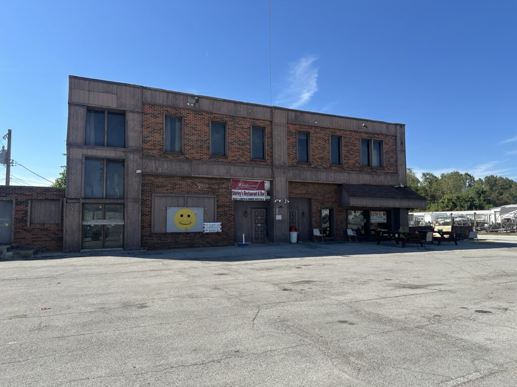 Shirley’s Bar & Grill